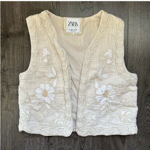 ZARA sleeveless vest